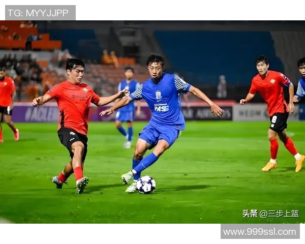 水原三星与上海申花2011年亚冠激战回顾与精彩瞬间分析